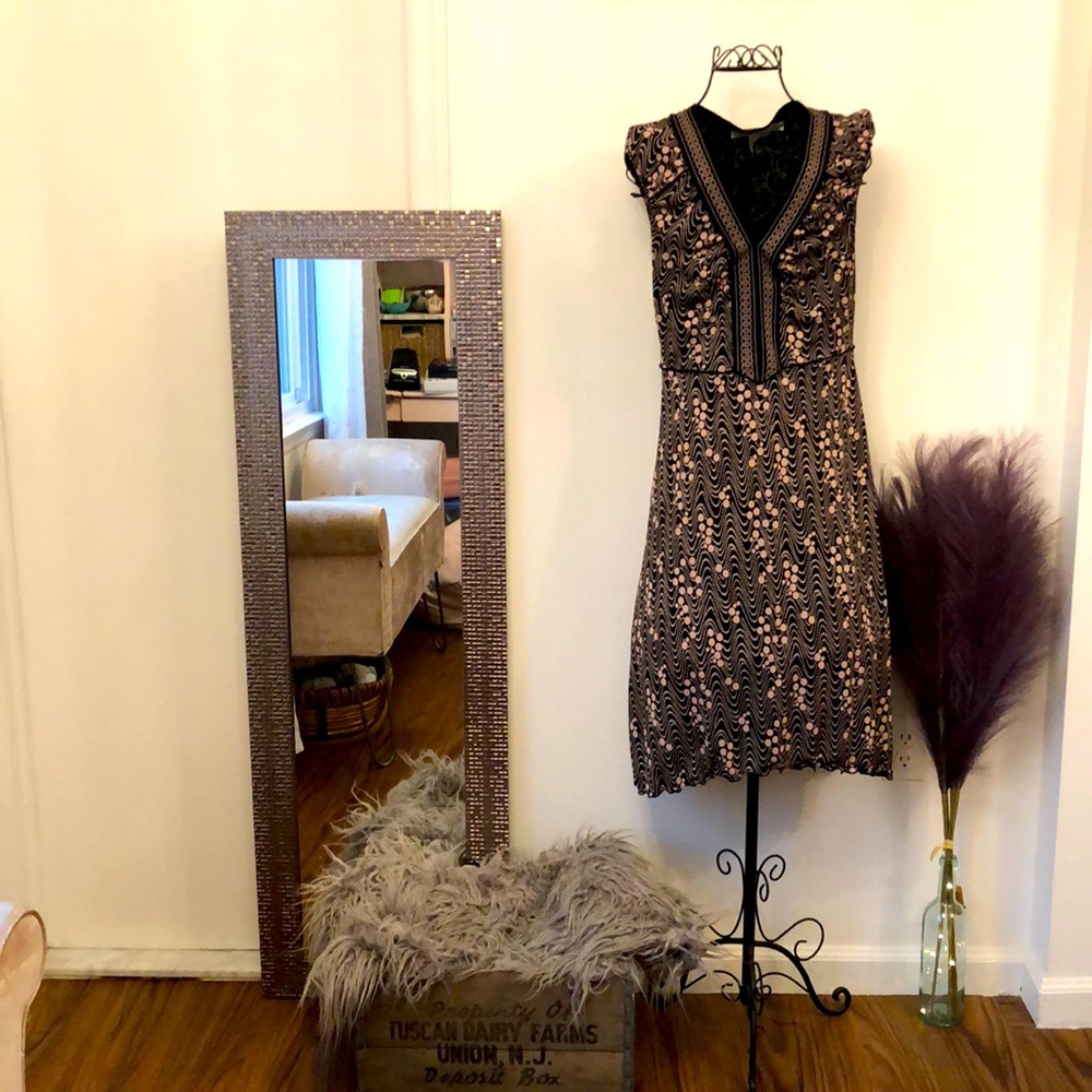 Black & pink sleeveless Max Studio dress